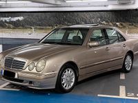 Gebraucht Mercedes E320 224 PS (164 kW) 2001 Gold Limousine