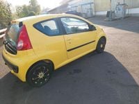 Gebraucht Peugeot 107 69 PS (50 kW) 2006 Gelb Kleinwagen