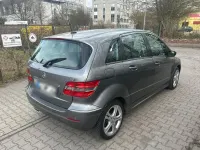 Gebraucht Mercedes B200 140 PS (102 kW) 2008 Grau Van / Kleinbus
