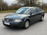 Second-hand VW Passat 116 CP (85 kW) 2004 Albastru Berlinǎ