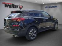 gebraucht Hyundai Tucson 1,6L Advantage 2WD SitzheizungNavigati