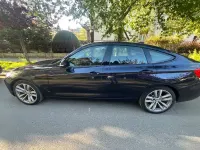Gebraucht BMW 320 Sport Line 190 PS (139 kW) 2018 Blau Limousine