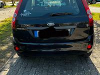 Gebraucht Ford Fiesta 90 PS (66 kW) 2008 Schwarz Kleinwagen
