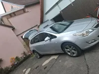 Gebraucht Opel Astra 110 PS (80 kW) 2011 Silber Kombi
