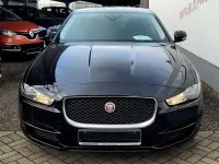 Używany Jaguar XE Pure 200 KM (147 kW) 2017 Czarny Sedan/Limuzyna