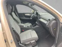Nowe Volvo XC40 Core 163 KM (119 kW) 2025 Brązowy SUV