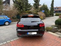 Gebraucht Porsche Macan 252 PS (185 kW) 2018 Schwarz SUV