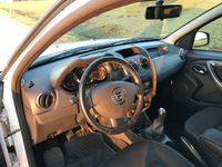 Gebraucht Dacia Duster Lauréate 105 PS (77 kW) 2015 Weiß metallic SUV