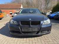 Gebraucht BMW 320 150 PS (110 kW) 2005 Blau Limousine
