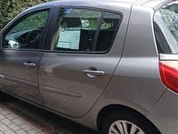 Gebraucht Renault Clio IV Collection 75 PS (55 kW) 2013 Grau Kleinwagen