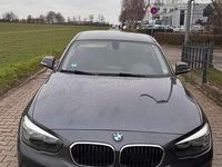 Gebraucht BMW 118 Advantage 136 PS (100 kW) 2015 Grau Kleinwagen