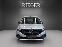 Gebraucht Mercedes EQT200 89 kW (122 PS) 2023 Silber Van / Kleinbus