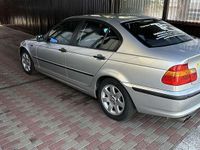 Gebraucht BMW 318 143 PS (105 kW) 2002 Silber Limousine
