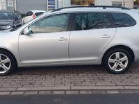 Gebraucht VW Golf VI 105 PS (77 kW) 2011 Reflexsilber metallic Kleinwagen