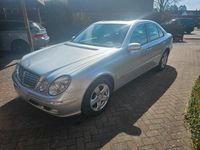 Gebraucht Mercedes E320 204 PS (150 kW) 2002 Silber Limousine