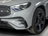 Gebraucht Mercedes GLC300e AMG 333 PS (244 kW) 2025 Alpingrau SUV