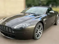 Gebraucht Aston Martin V8 Vantage 426 PS (313 kW) 2011 Grau Cabrio