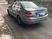 Gebraucht Mercedes C180 156 PS (114 kW) 2010 Silber Limousine