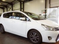 Gebraucht Toyota Verso Life 124 PS (91 kW) 2013 Weiß Van / Kleinbus