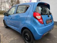 Gebraucht Chevrolet Spark LT 68 PS (50 kW) 2013 Blau Kleinwagen