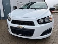 Gebraucht Chevrolet Aveo LT 86 PS (63 kW) 2011 Weiß Kleinwagen