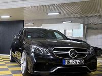 Gebraucht Mercedes E400 Avantgarde 333 PS (244 kW) 2015 Schwarz Limousine