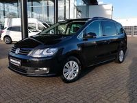 Gebraucht VW Sharan Comfortline 150 PS (110 kW) 2019 Deep black perleffekt Van / Kleinbus