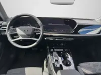 Gebraucht Audi A5 Basis 150 PS (110 kW) 2025 Firmamentblau metallic (metallic) Kombi