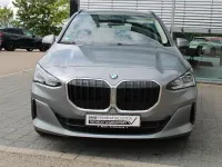 Gebraucht BMW 218 Active Tourer 136 PS (100 kW) 2025 Skyscraper grau metallic Van / Kleinbus