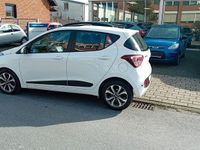 Gebraucht Hyundai i10 Style 87 PS (63 kW) 2017 Weiß Kleinwagen
