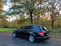 Gebraucht Mercedes C180 140 PS (102 kW) 2010 Schwarz Kombi
