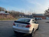 Gebraucht Mercedes 200 163 PS (119 kW) 2007 Silber Coupé