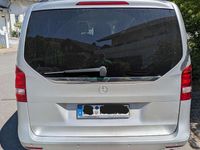 Gebraucht Mercedes V220 163 PS (119 kW) 2014 Silber Van / Kleinbus