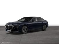 Gebraucht BMW 740 M Sport 299 PS (219 kW) 2025 Schwarz Limousine