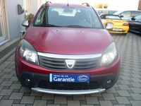 Gebraucht Dacia Sandero Stepway 87 PS (63 kW) 2010 Rot SUV