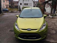 Gebraucht Ford Fiesta 97 PS (71 kW) 2009 Grün Kleinwagen