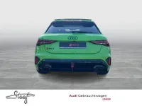 Neu Audi RS3 Sport 400 PS (294 kW) 2025 Grün Limousine