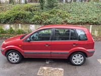 Gebraucht Ford Fusion 101 PS (74 kW) 2006 Rot Kleinwagen