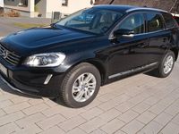 Gebraucht Volvo XC60 Momentum 190 PS (139 kW) 2017 Schwarz SUV