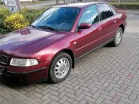Gebraucht Audi A4 105 PS (77 kW) 2000 Rot Limousine