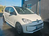 Używany VW e-up! 61 kW (83 KM) 2021 Biały Hatchback