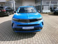 Gebraucht Opel Mokka Basis 101 PS (74 kW) 2022 Perl blau/voltaik blau (metallic) SUV