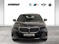 Gebraucht BMW 520 M Sport 190 PS (139 kW) 2025 Sophistograu brillanteffekt Limousine