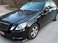 Gebraucht Mercedes E300 204 PS (150 kW) 2013 Schwarz Limousine