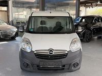 Gebraucht Opel Combo 101 PS (74 kW) 2017 Weiß Van / Kleinbus