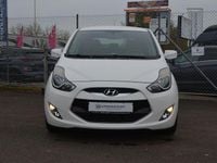 Gebraucht Hyundai ix20 116 PS (85 kW) 2012 Weiß Kleinwagen
