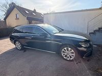 Gebraucht Mercedes E220 Avantgarde 194 PS (142 kW) 2017 Schwarz Kombi
