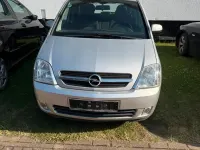 Gebraucht Opel Astra 63 PS (46 kW) 2005 Silber Limousine