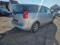 Gebraucht Peugeot 5008 Active 120 PS (88 kW) 2014 Grau Van / Kleinbus