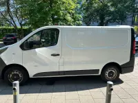 Gebraucht Opel Vivaro 120 PS (88 kW) 2017 Weiß Van / Kleinbus